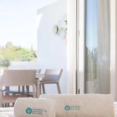 아파트 Banus - Playa Rocio Beachfront Residential *