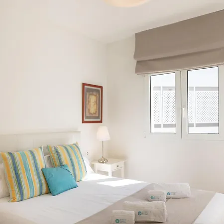 Апартаменты Banus - Playa Rocio Beachfront Residential *