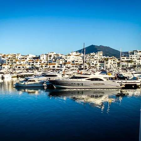 Апартаменты Banus - Playa Rocio Beachfront Residential