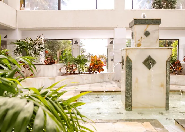 Banus - Playa Rocio Beachfront Residential شقة ماربيا