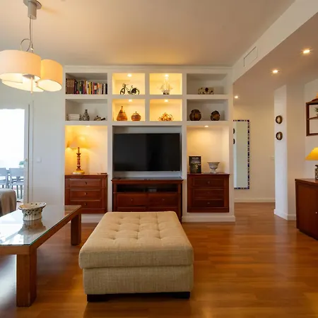Banus - Playa Rocio Beachfront Residential Apartment